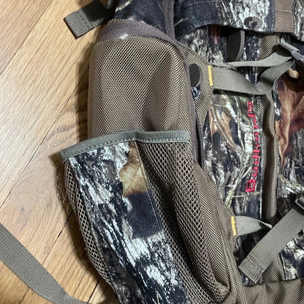 Badlands Hunting Daypack Realtree Camouflage Hydration Ready Tactical Backpack